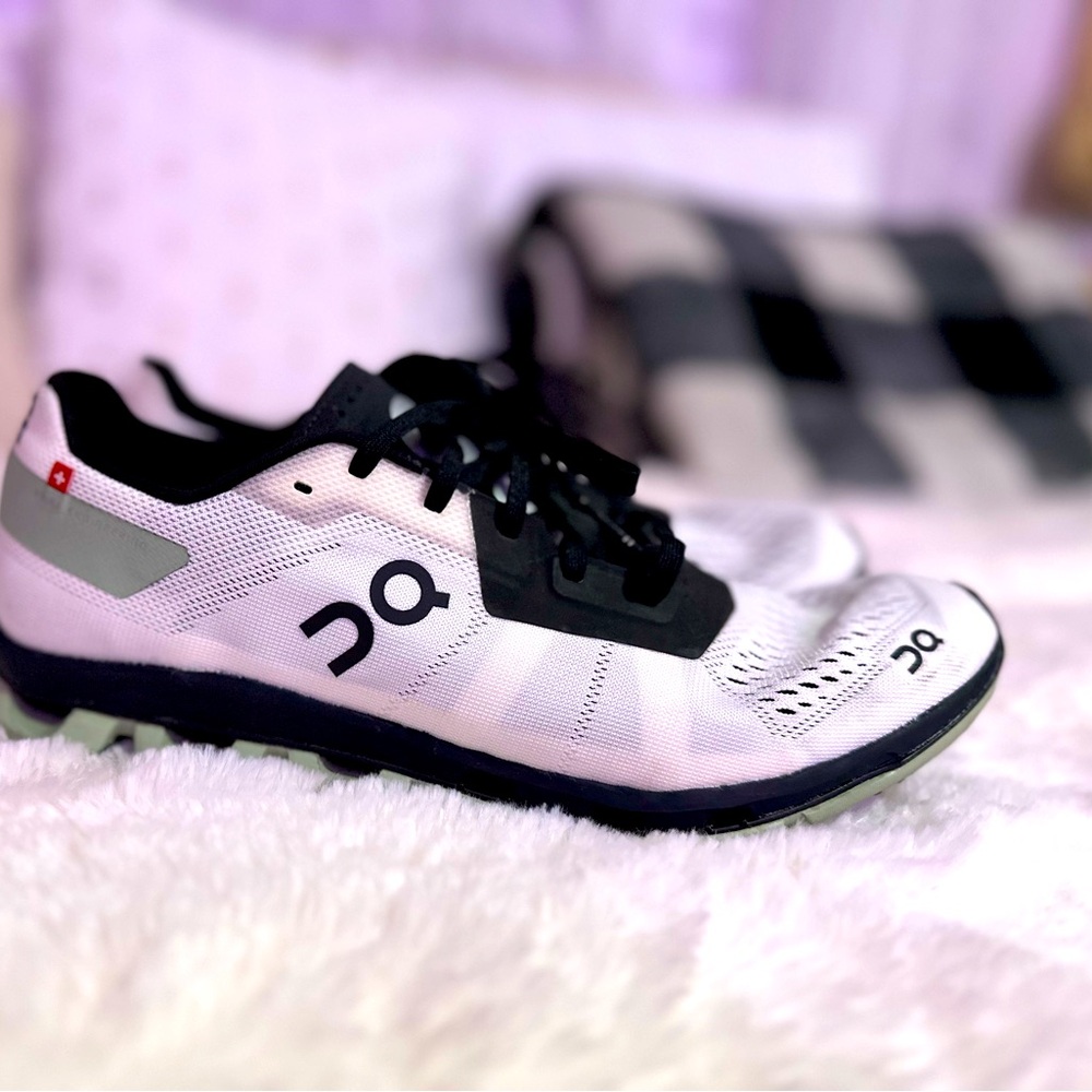 Running shoes